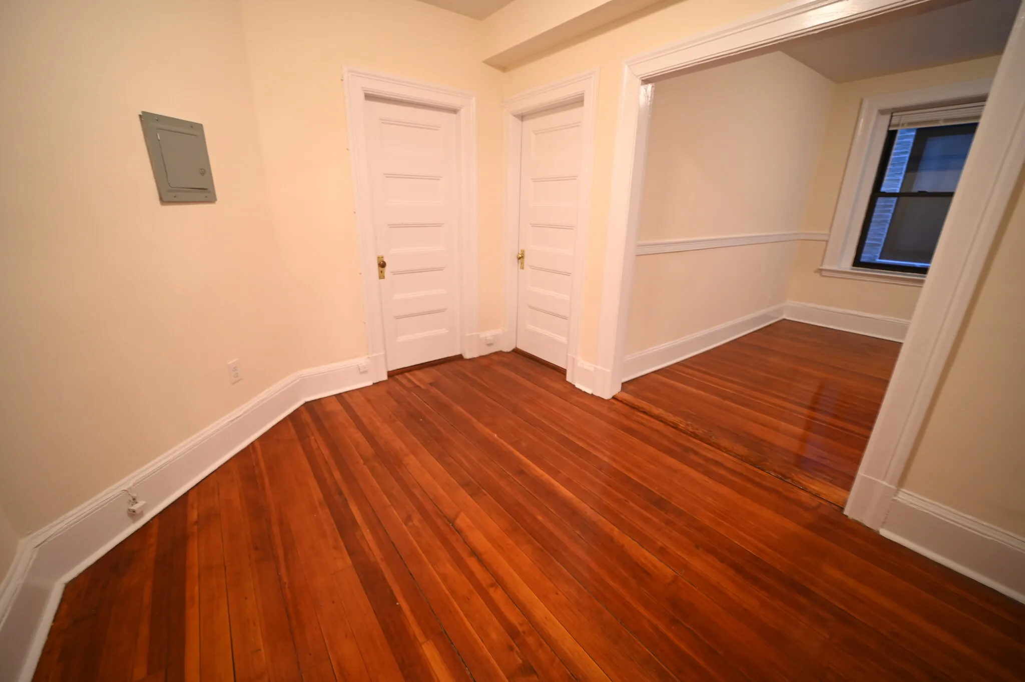 885 Massachusetts Ave, Mid Cambridge