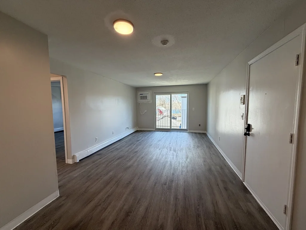 158-162 Water, Lawrence