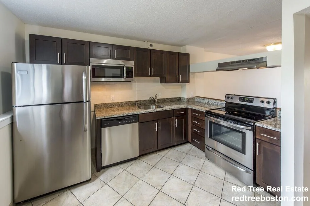 154 North Beacon St, Brighton