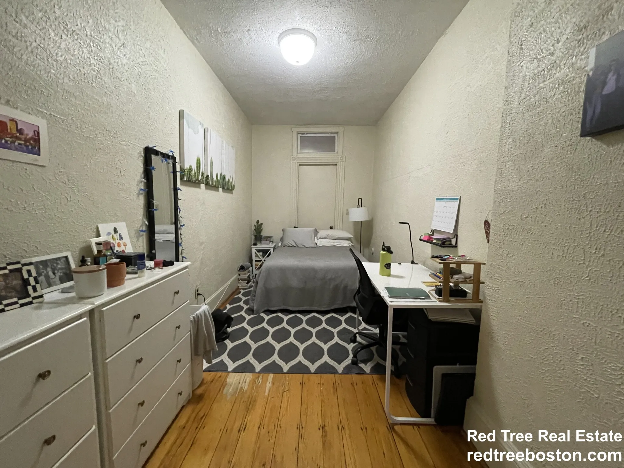 914 Beacon St, Fenway