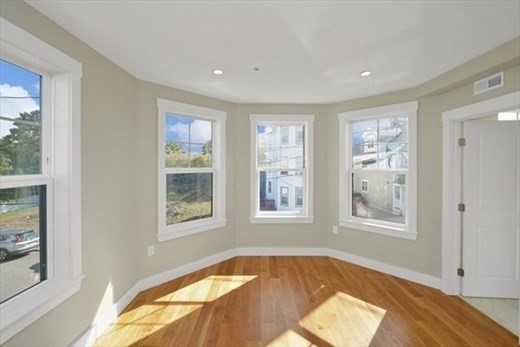 97 Robey St, Roxbury