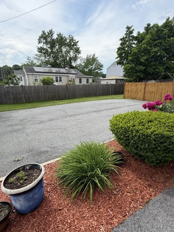 12 Curtis St, Methuen