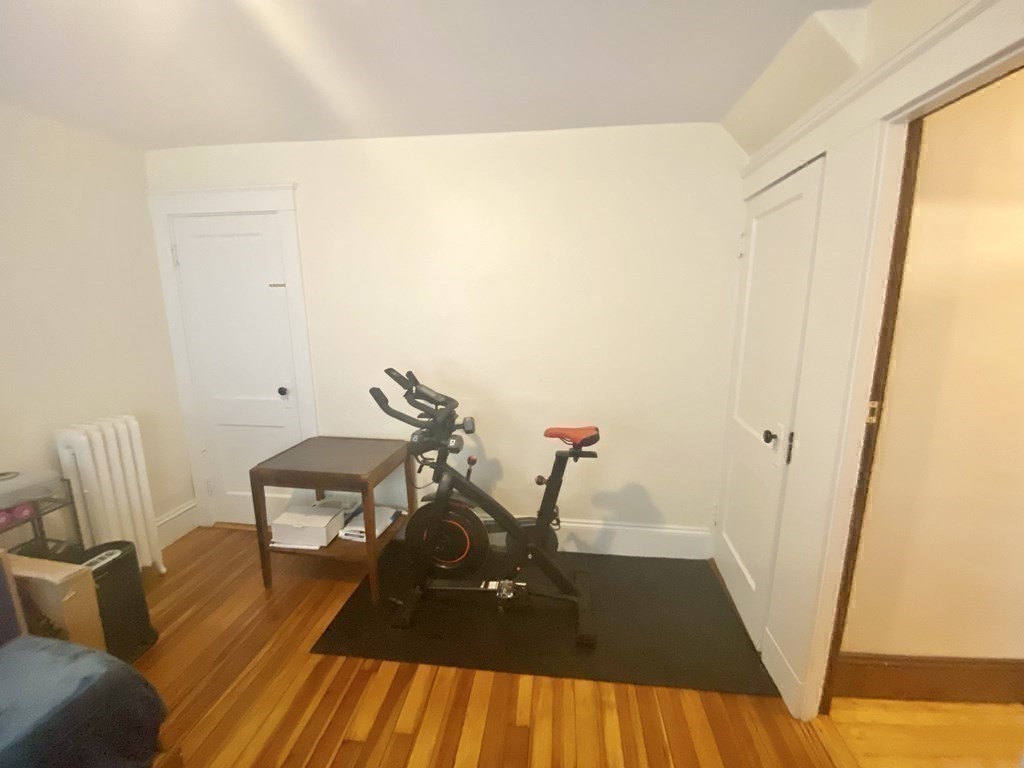 911 Broadway, Davis Square