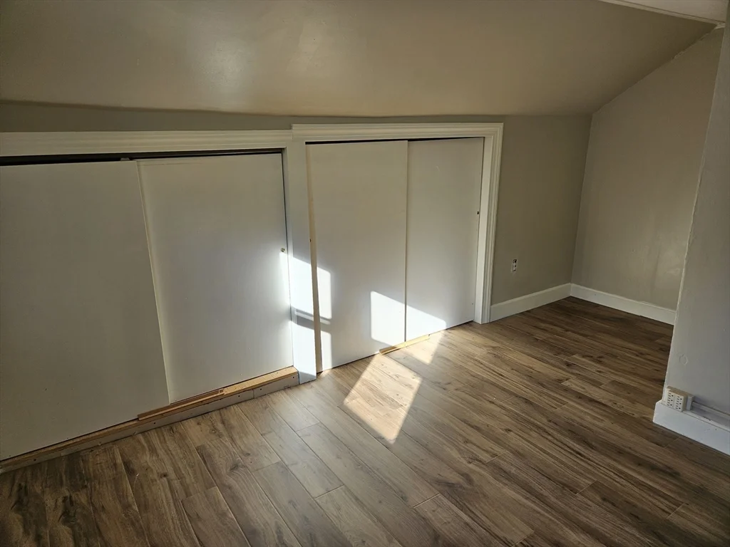 71-2 Chapel St, Shirley