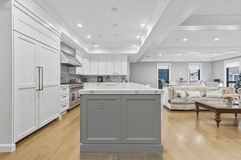 377 West First St, South Boston