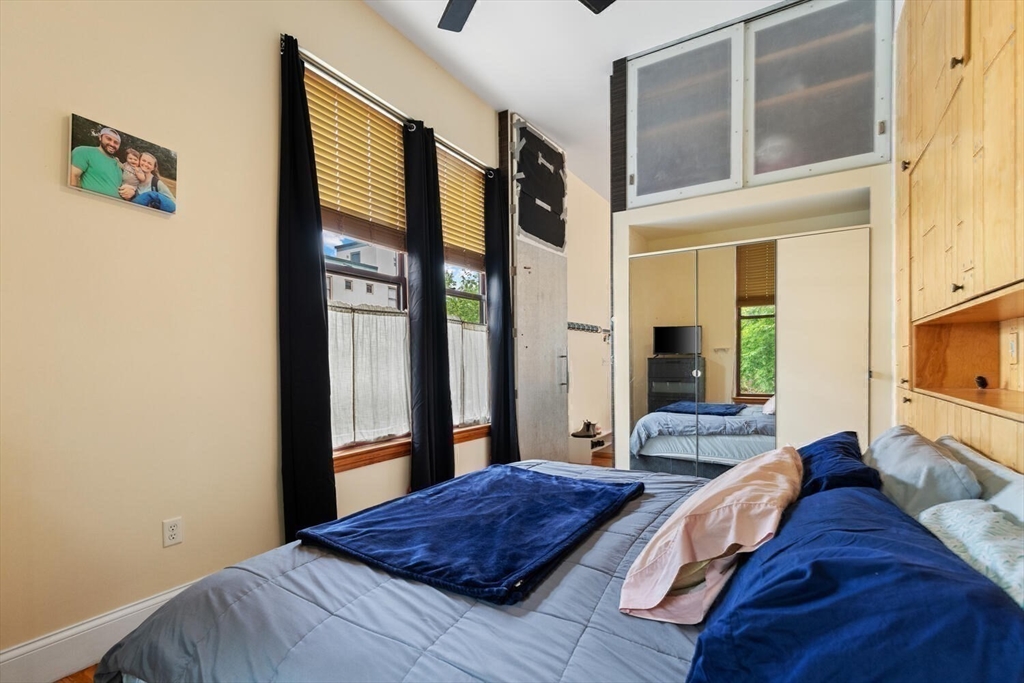 87 Brookside Ave, Jamaica Plain