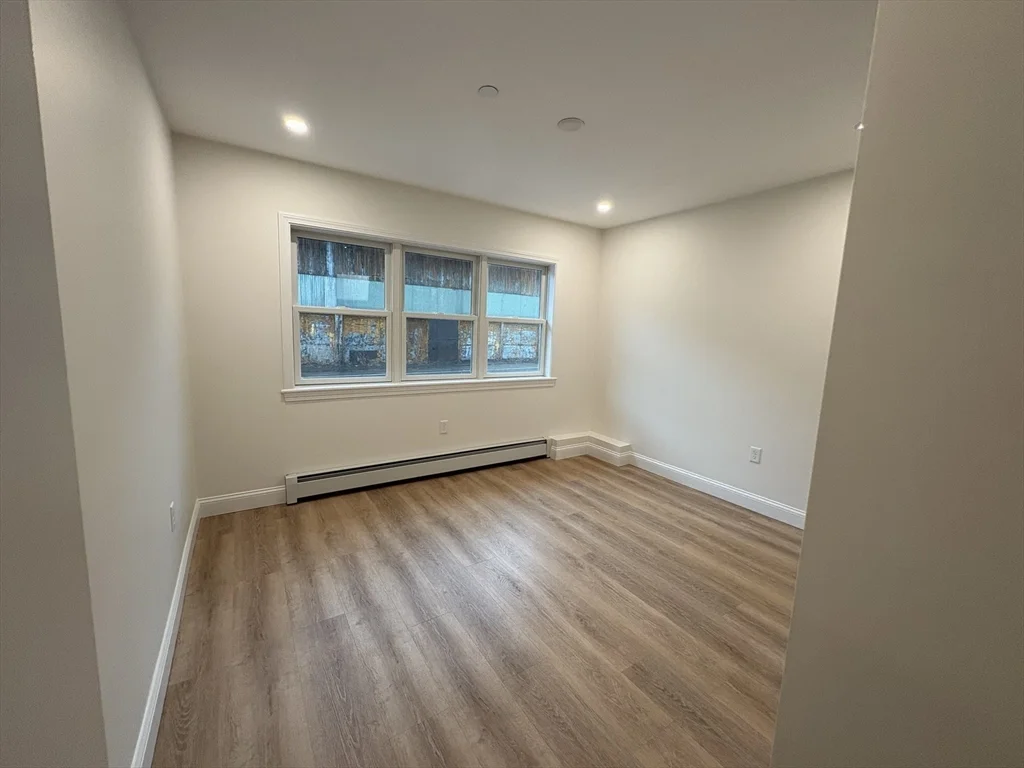 154 Granite St, Rockport