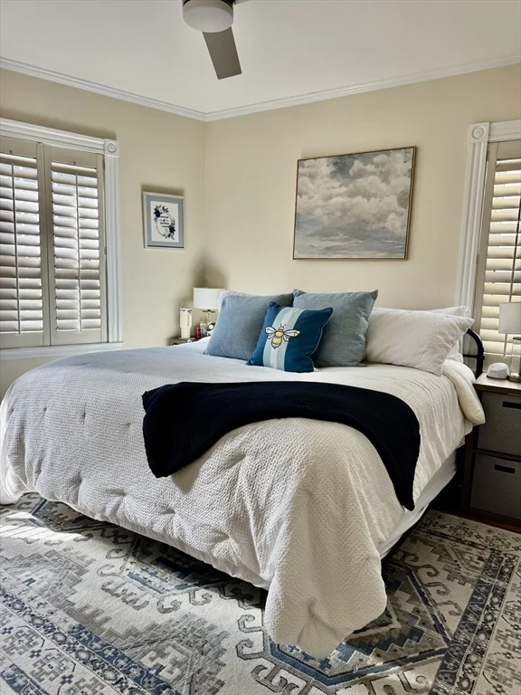 54 Chestnut St, Charlestown