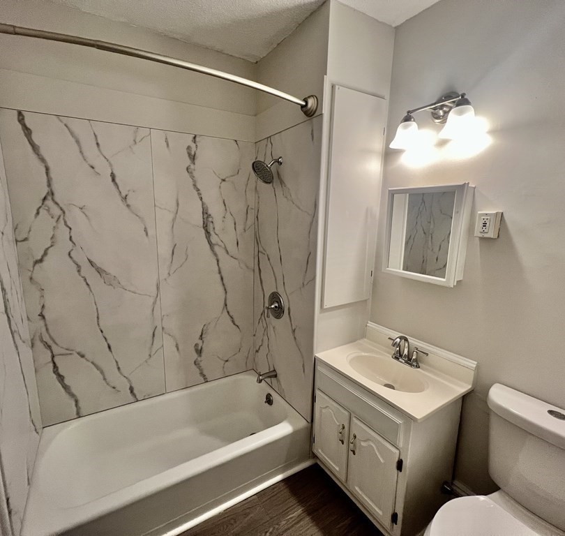 264 Middlesex Rd, Tyngsborough