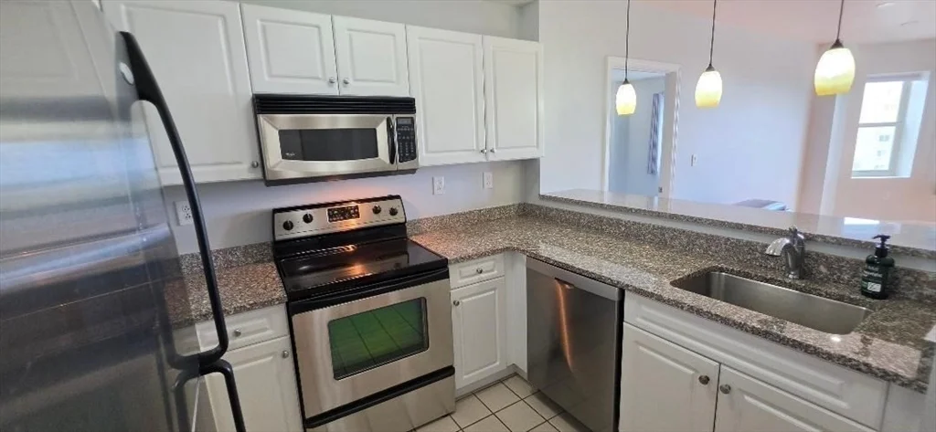 1 Cityview Ln, Quincy