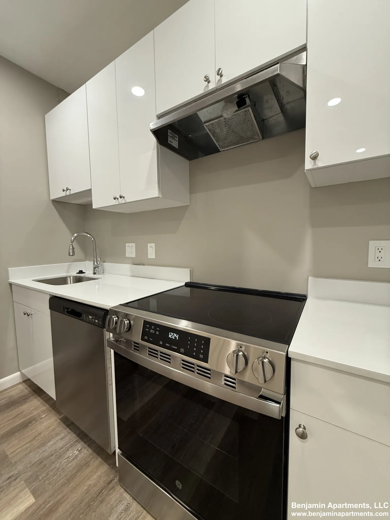 50 Evergreen St, Jamaica Plain