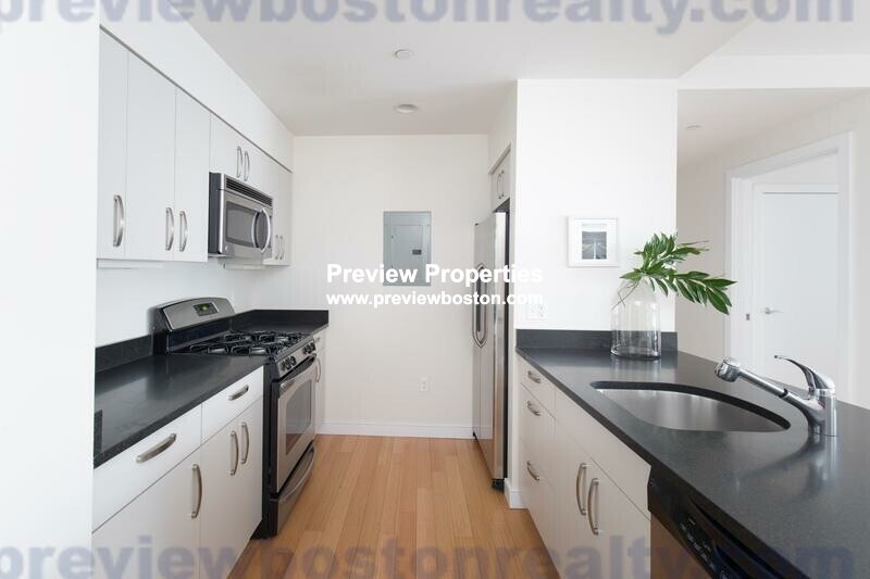 601 Albany St, South End