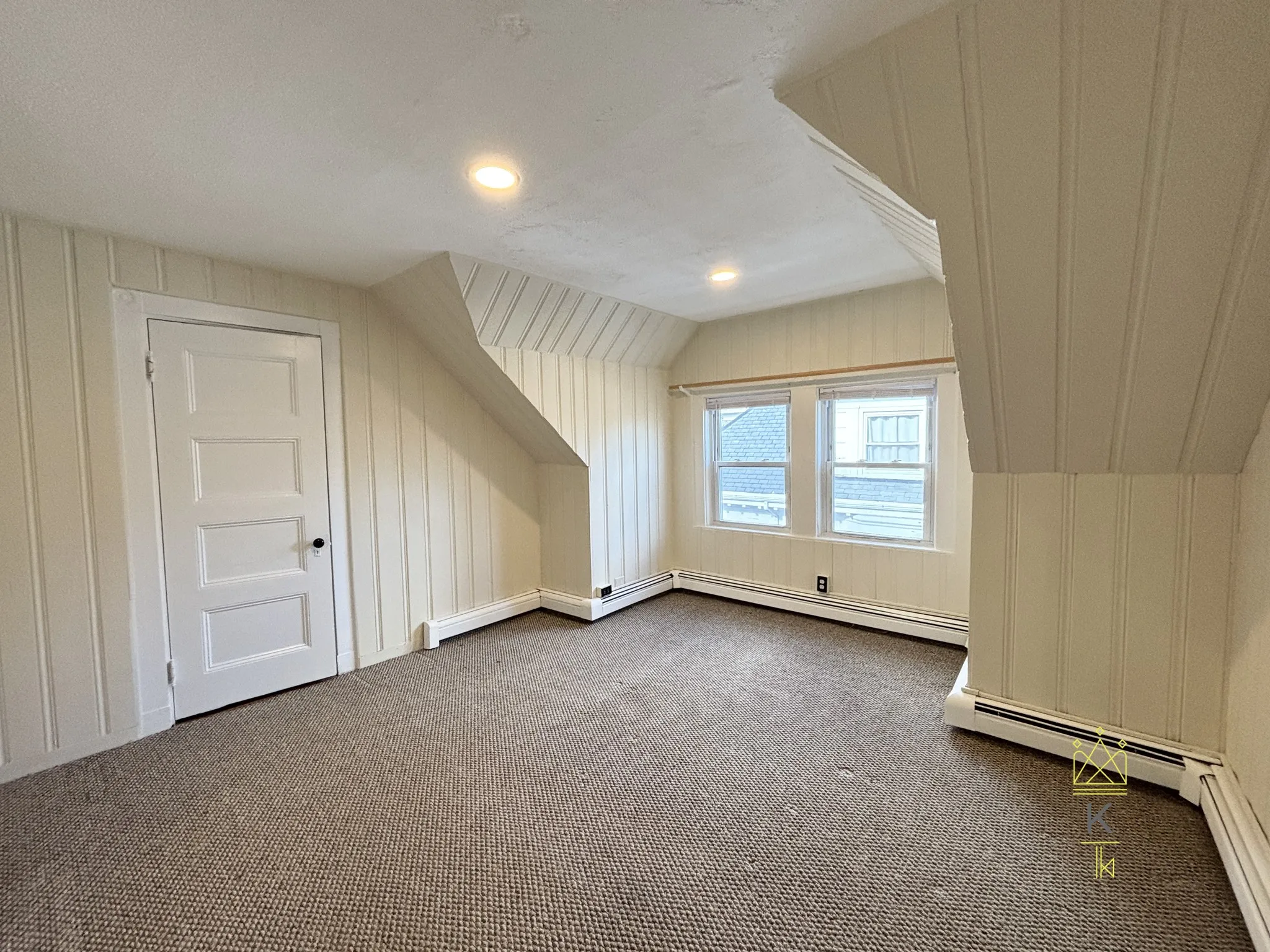 21 Osborne Rd, North Brookline