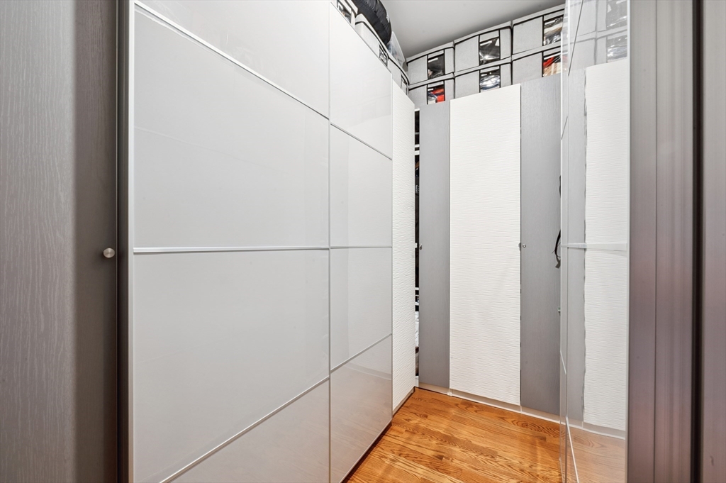 338 Meridian St, East Boston