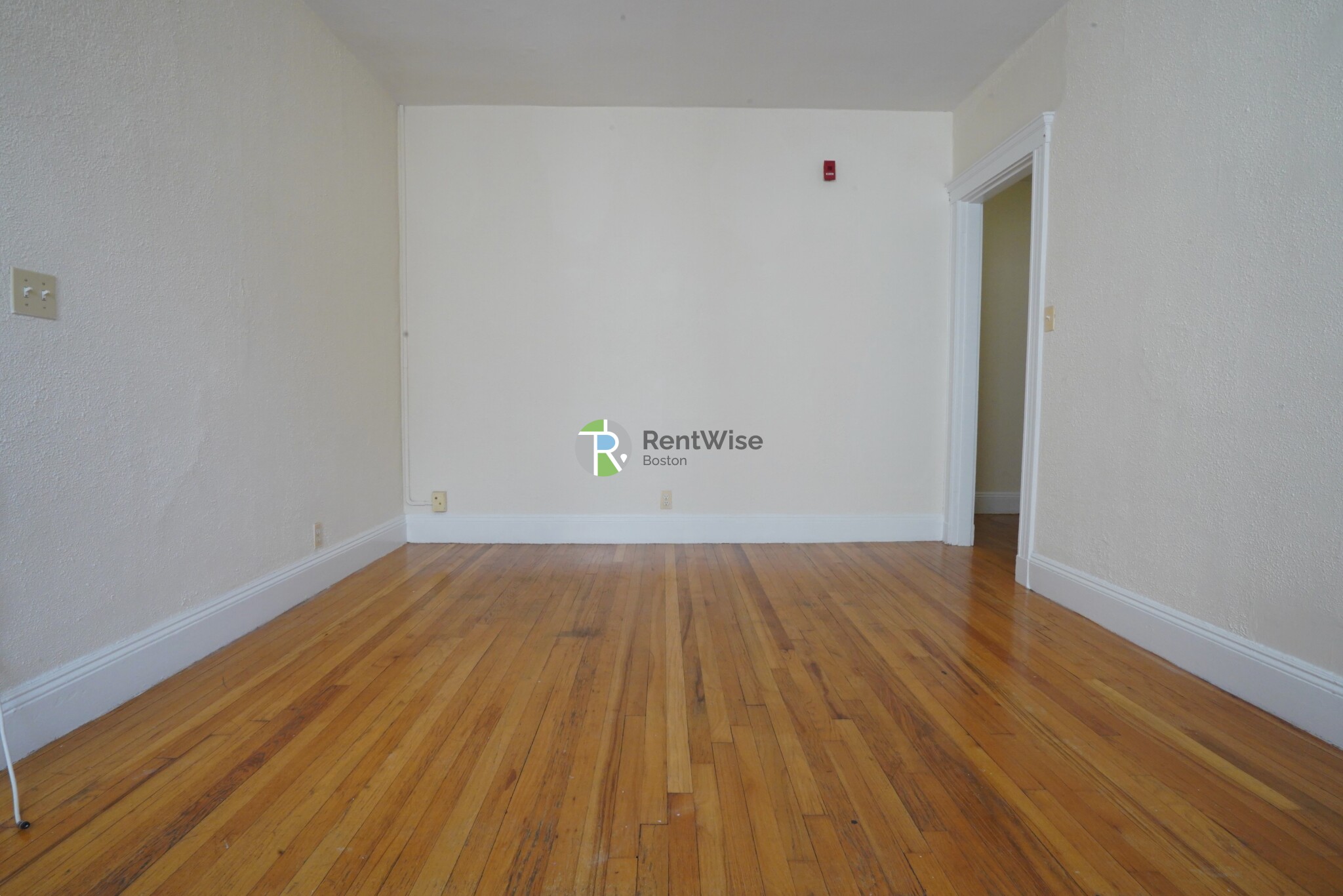 131 Washington St, Brighton