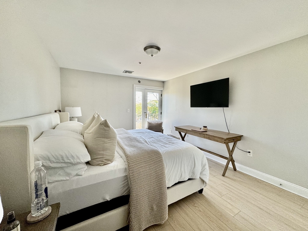 25 Alpine St, Hyde Park