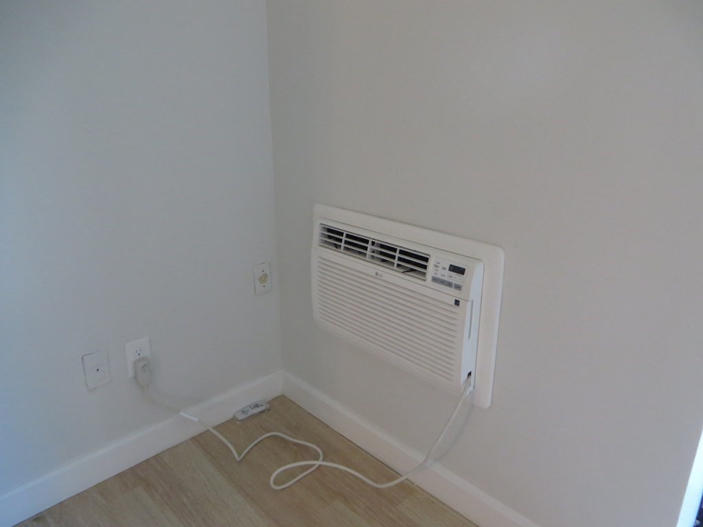 10 Main St, Framingham Center