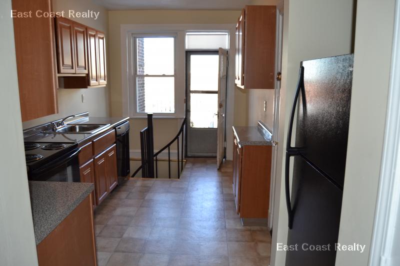 41 Chestnut Hill Ave, Brighton