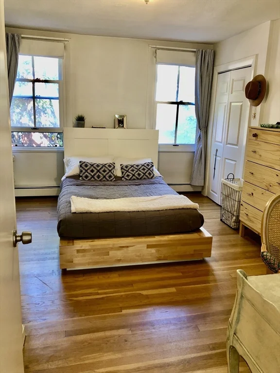 37 Lawrence St, South End