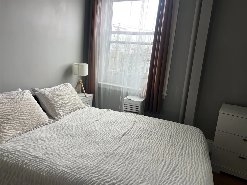 267 Washington Ave, Winthrop