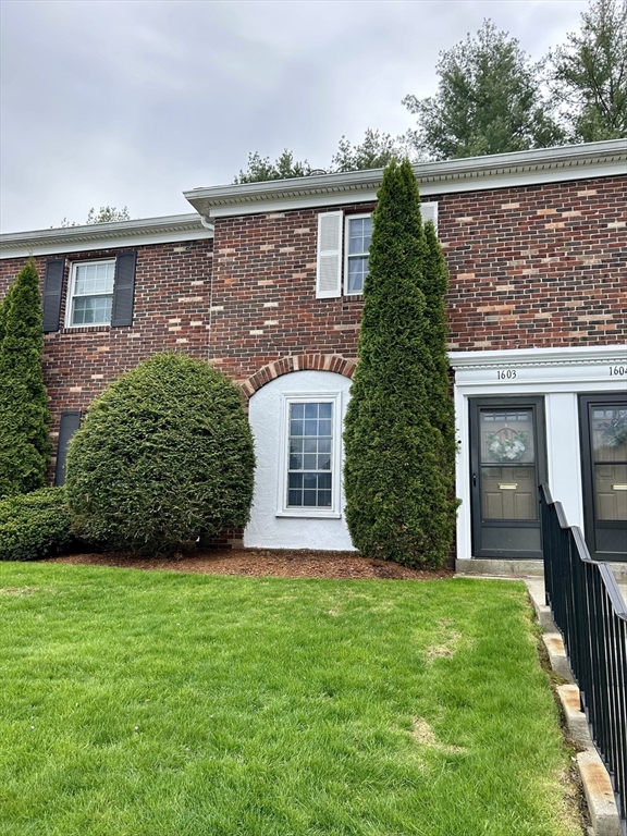 1603 Windsor Dr, Framingham