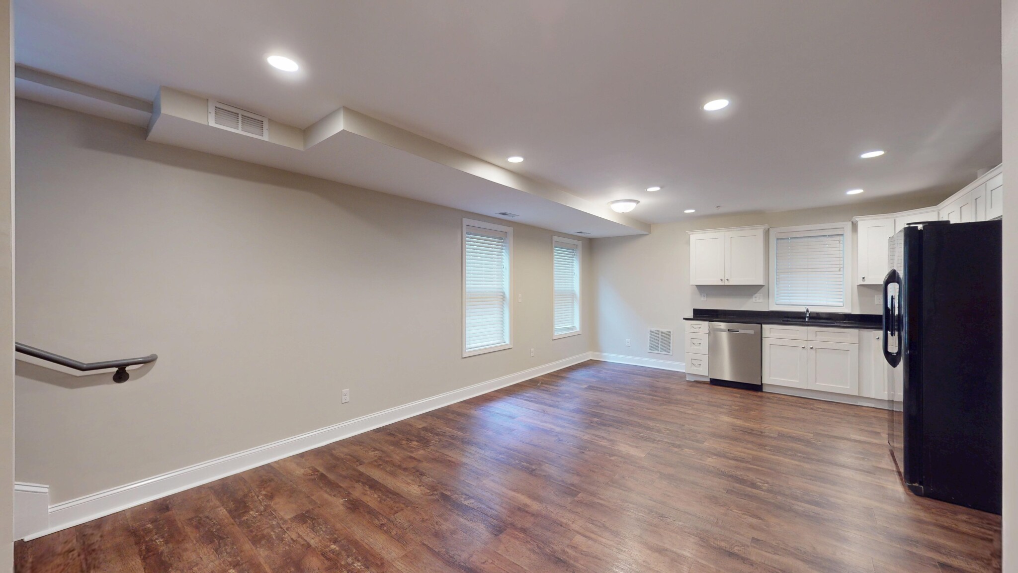 60 Holworthy St, Roxbury