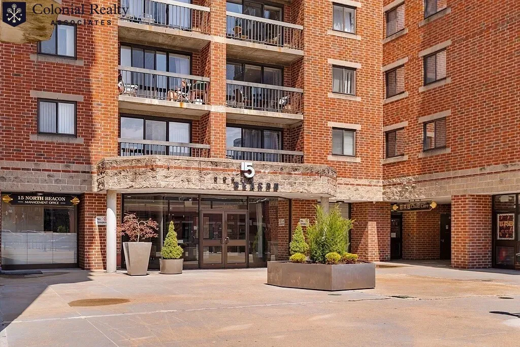 15 North Beacon St, Allston