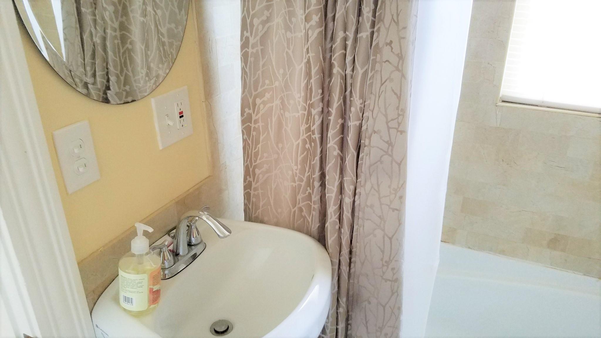 156 Magazine St, Cambridgeport