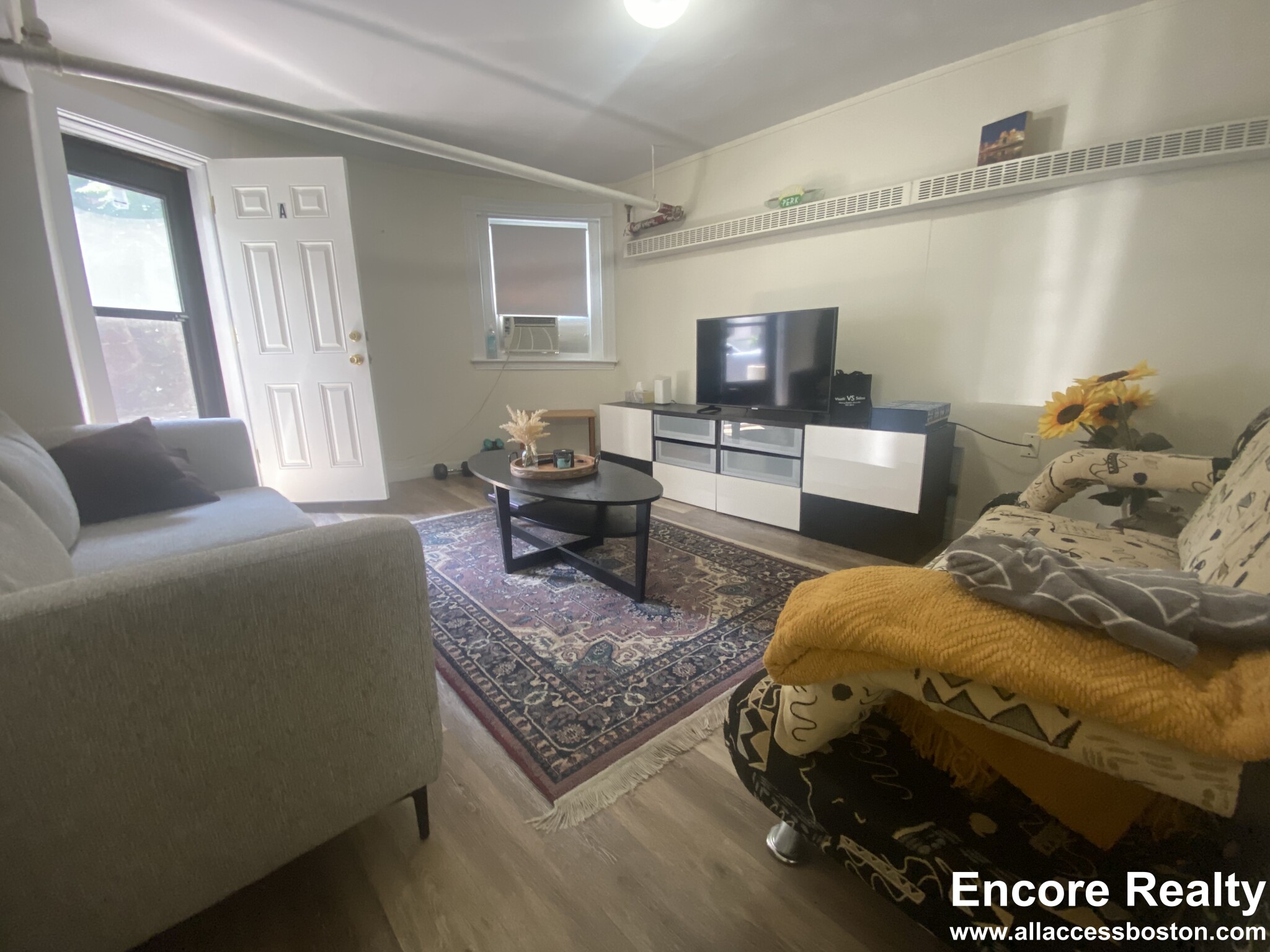 1589 Beacon St, Brookline