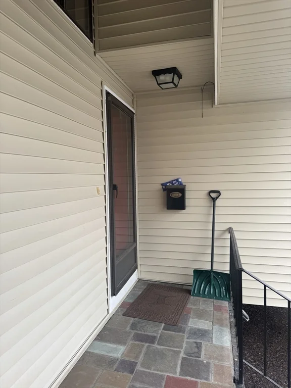 909 Pleasant St, Weymouth