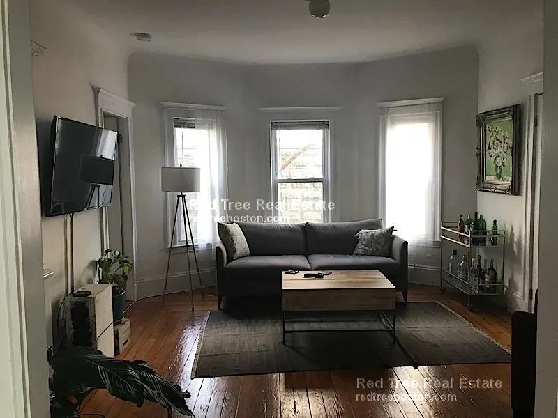 50 Holyoke Rd, Spring Hill