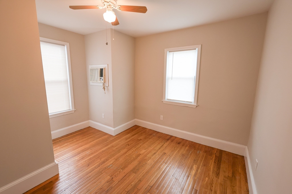 36 Winthrop St, Everett