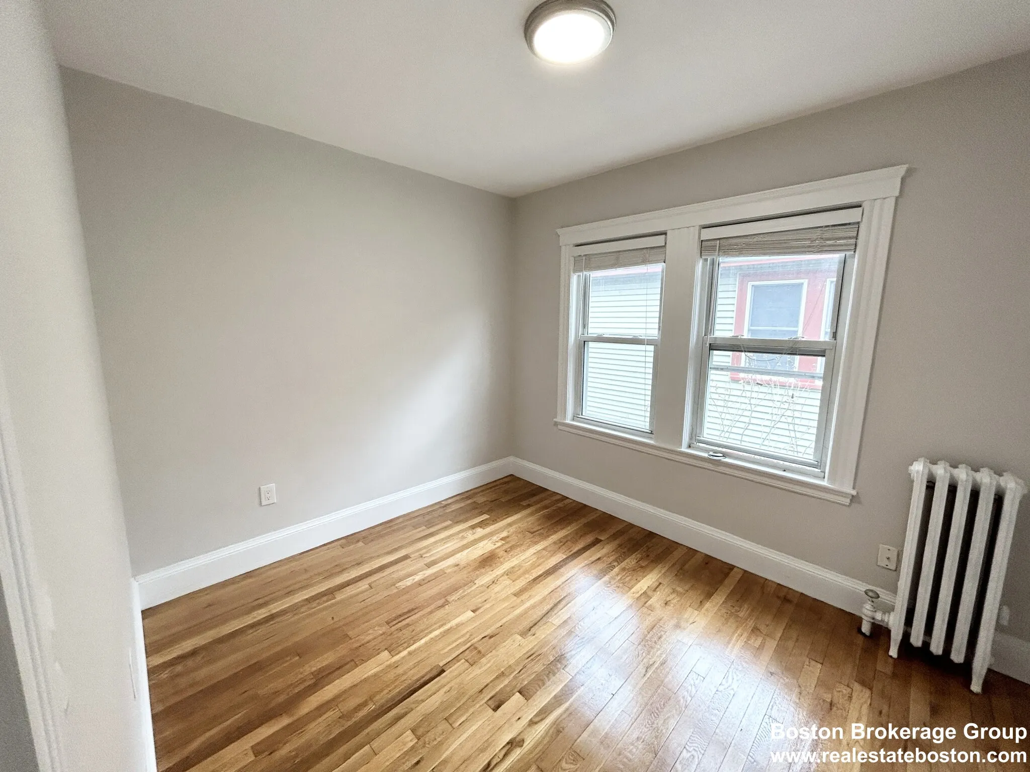 120 Hillside St, Mission Hill