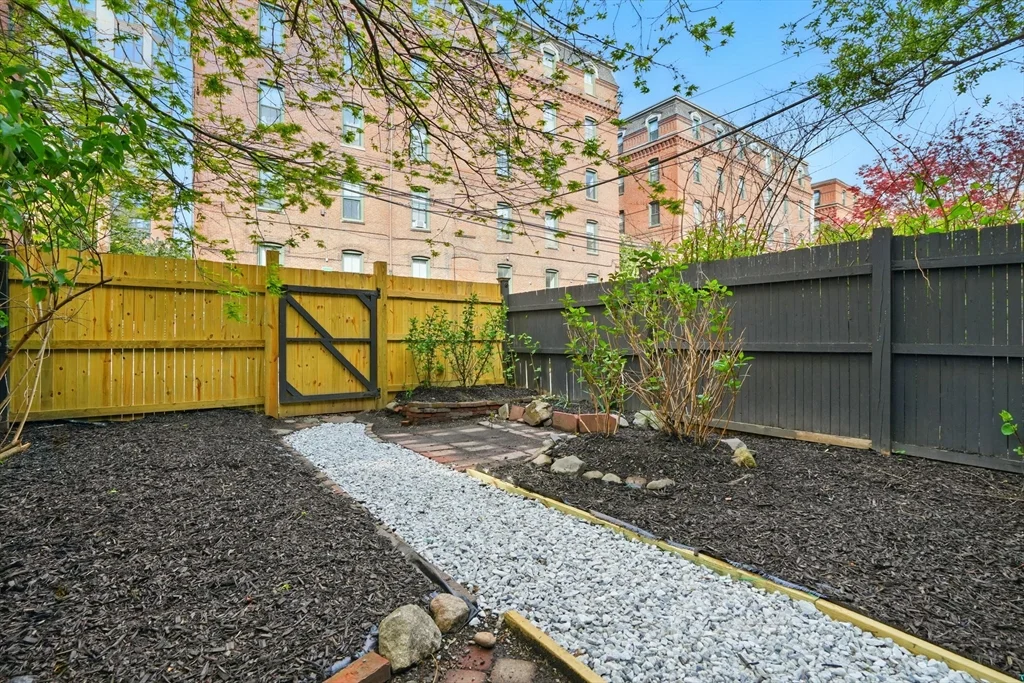 80 E Brookline St, South End