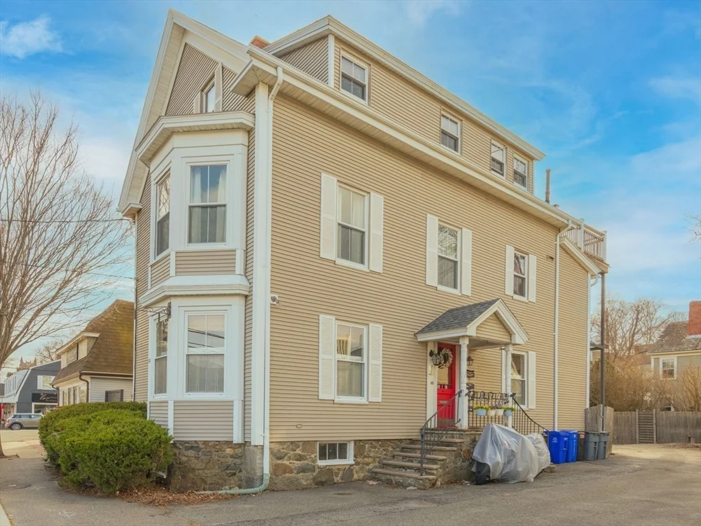 49 Atlantic Ave, Marblehead