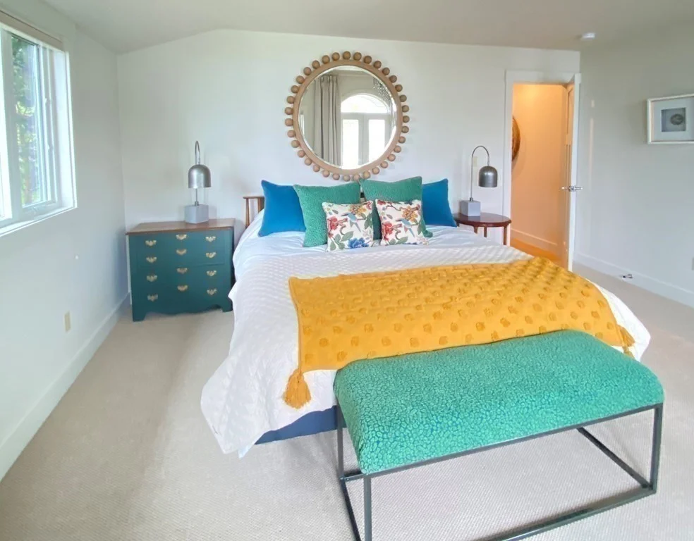 88 Little Neck Rd, Great Neck