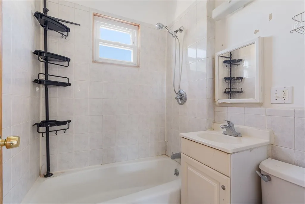 237 Webster Ave, Wellington-Harrington