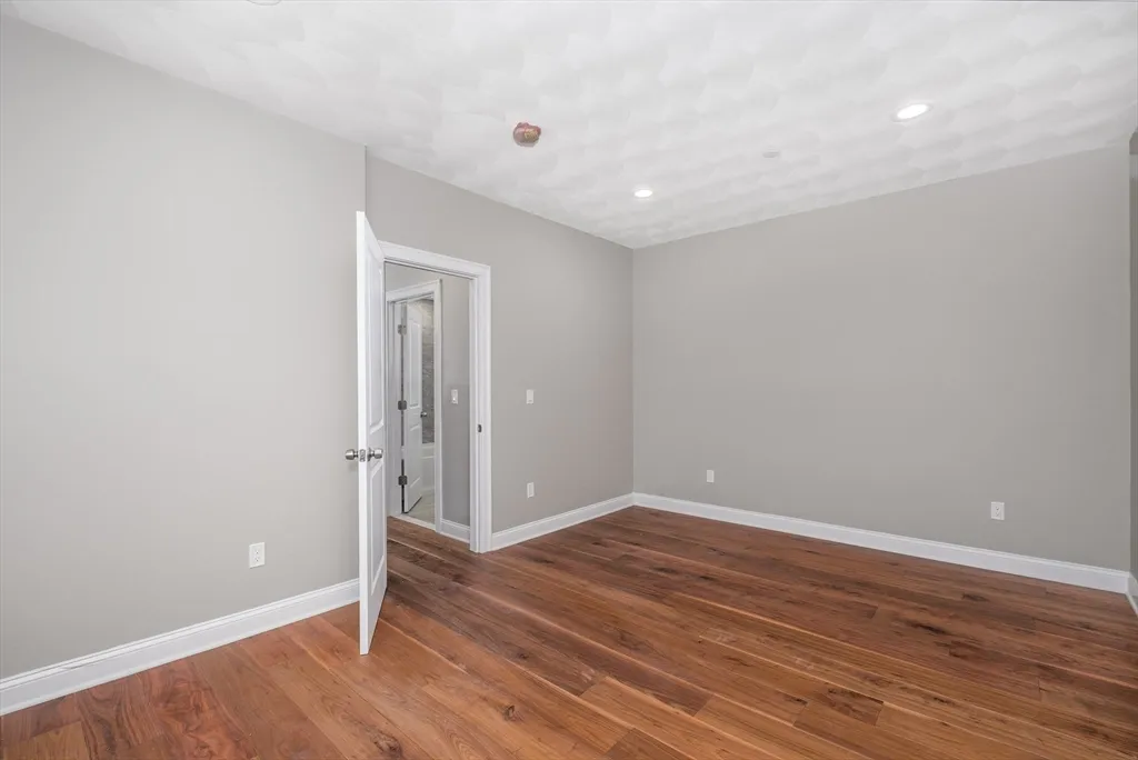 121 Addison St, East Boston