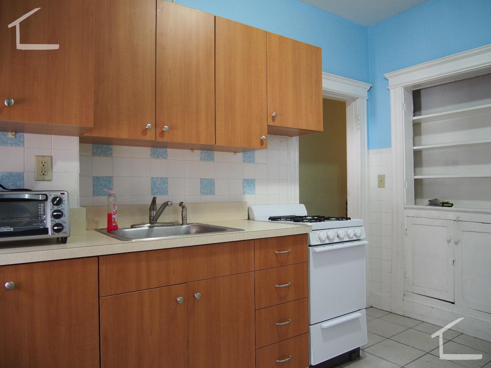 4 Price Rd, Brighton