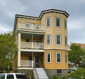 425 Medford St, Winter Hill