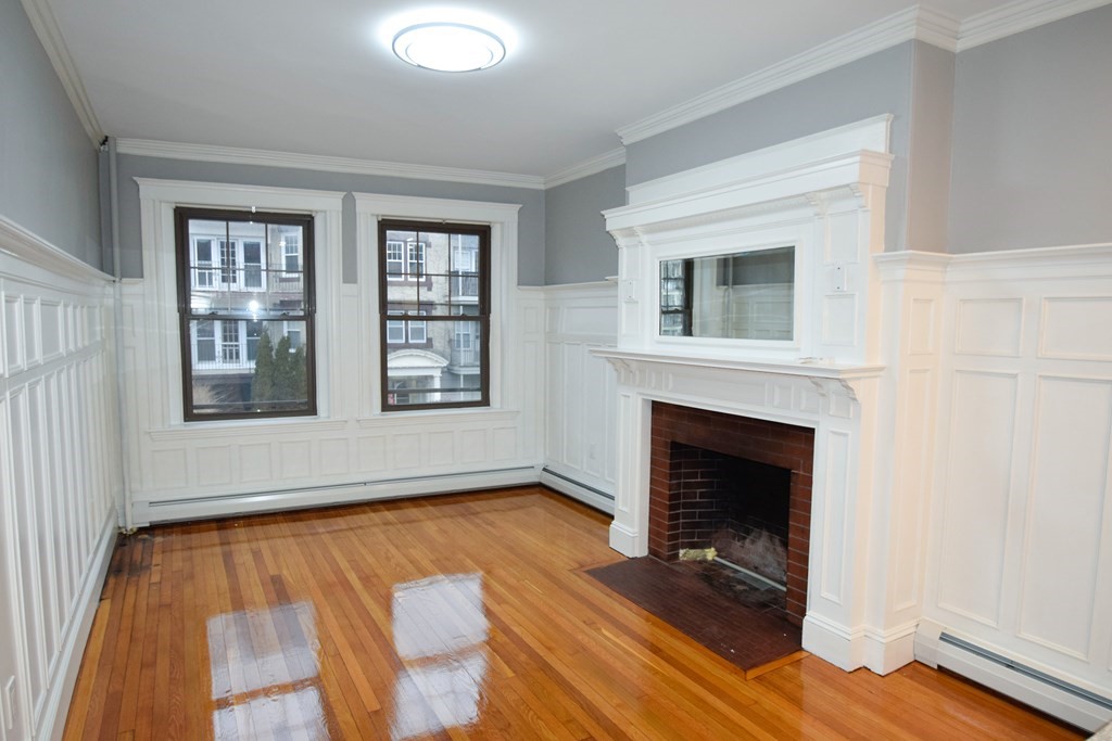 48 Englewood Ave, Commonwealth