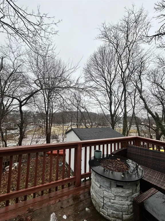 61 Blackstone Rd, North Weymouth