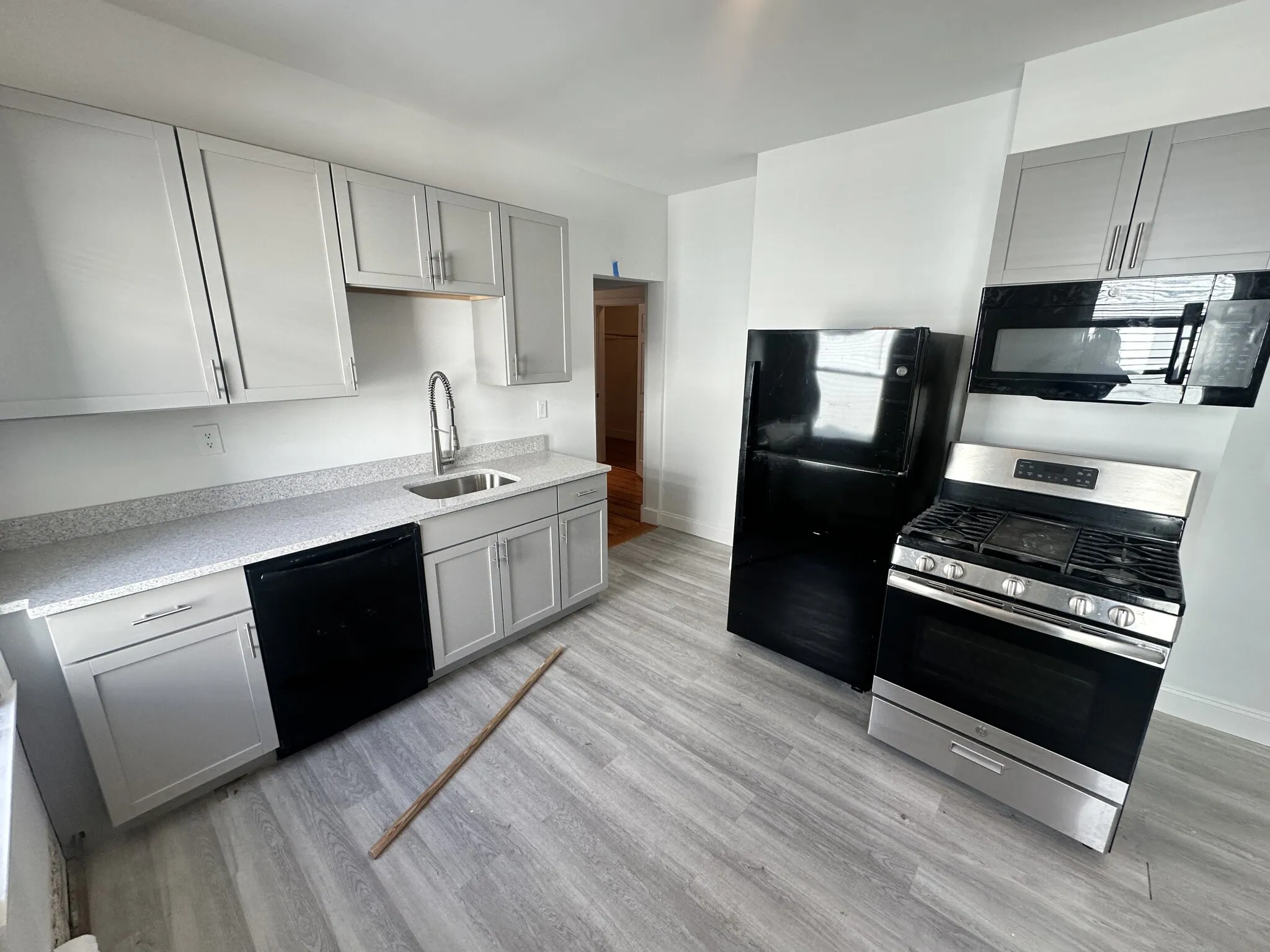 61 Webster Ave, Ward Two