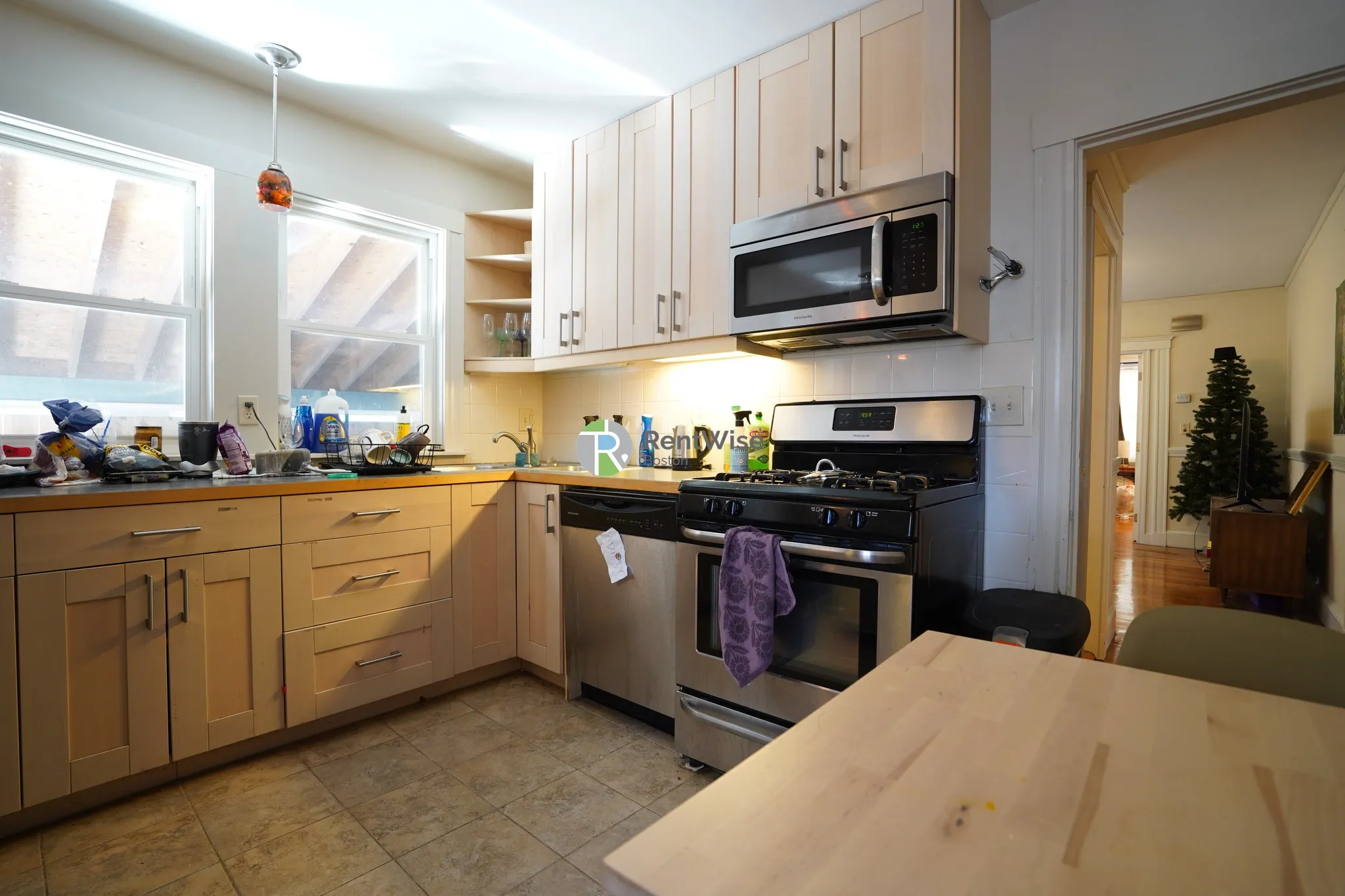 22 Edison Ave, Medford