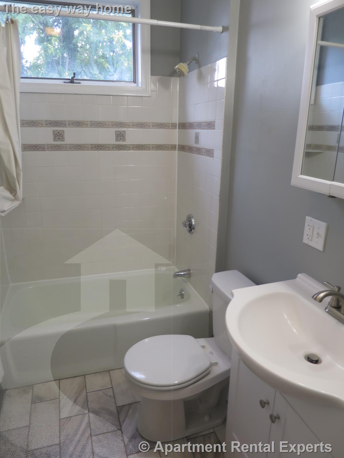 72 Eustis St, Porter Square