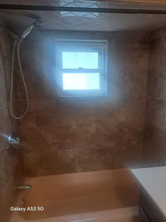 98 Brookline St, Webster Square