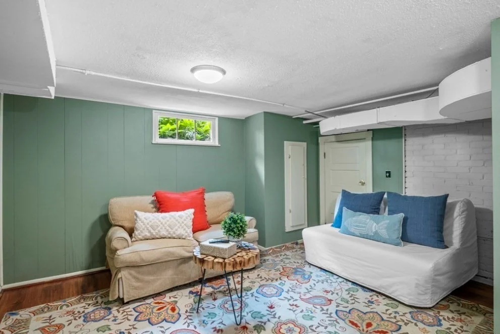 24 Hereford Rd, Marblehead