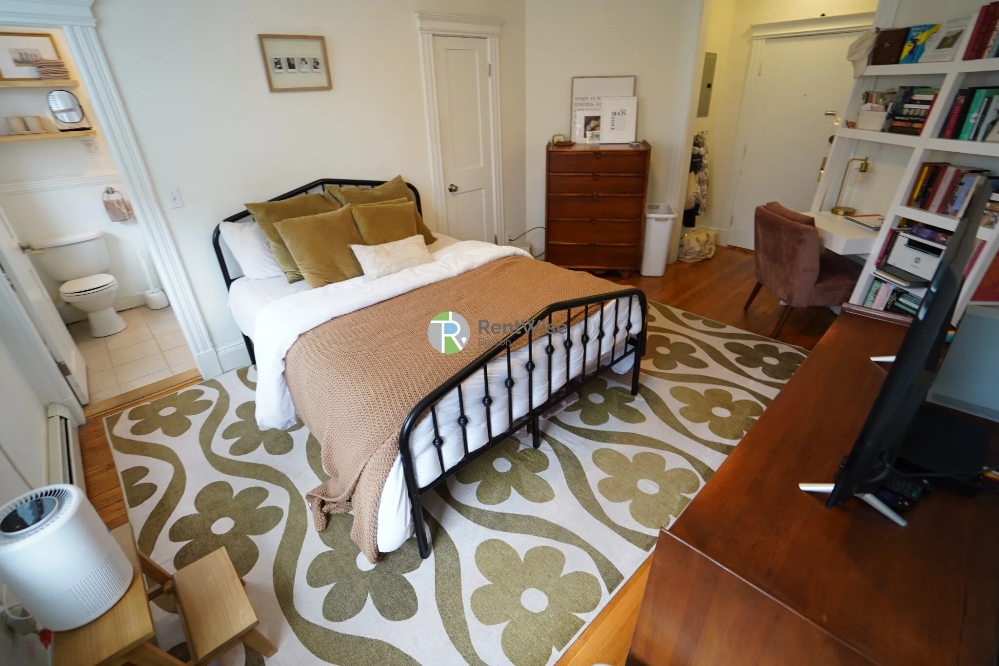 86 Brainerd Rd, Allston