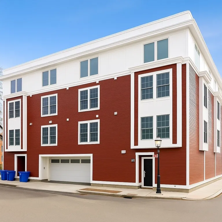 463 Rutherford Ave, Charlestown