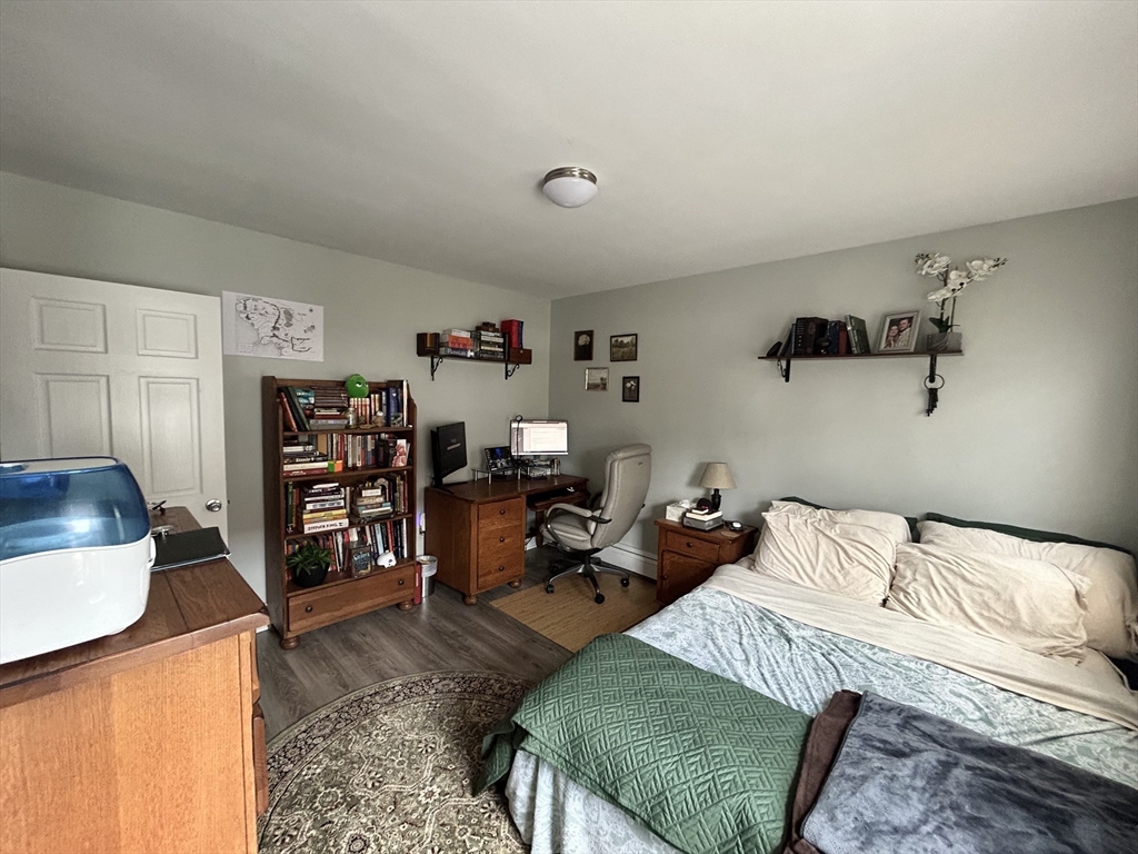 4 Swetts Ct, Watertown